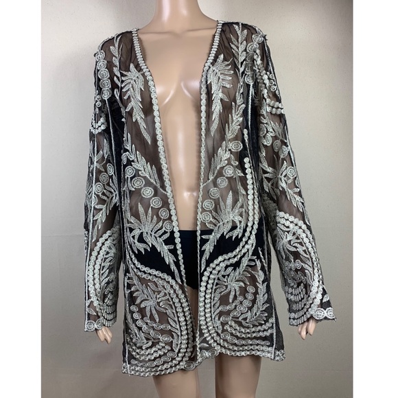 Pinky Other - 💫 Pinky / Black Embroidery Cover Up.